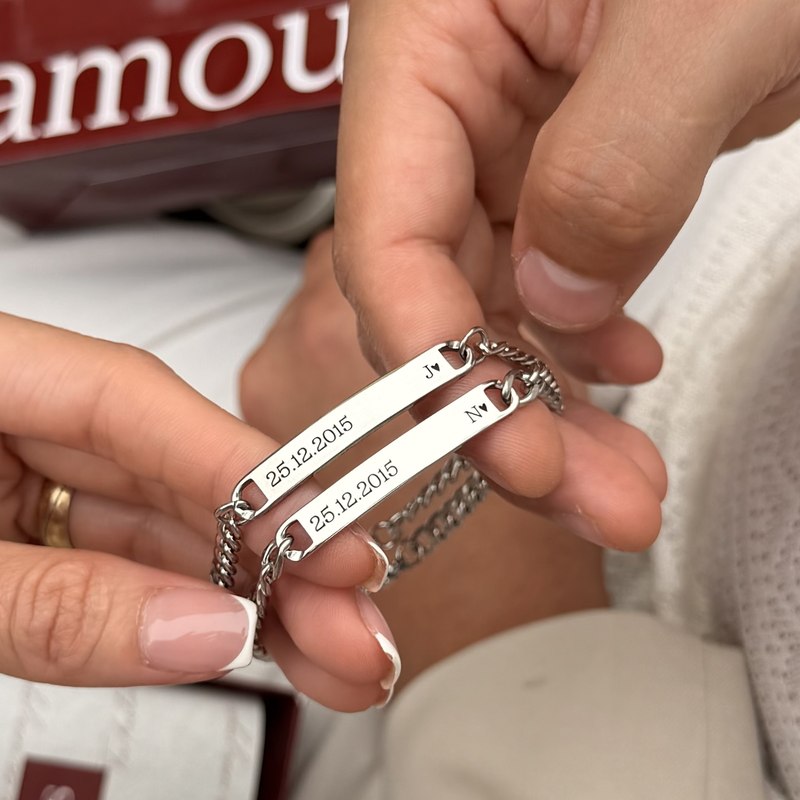 Pulseras Chains en pareja con fecha e inicial grabadas